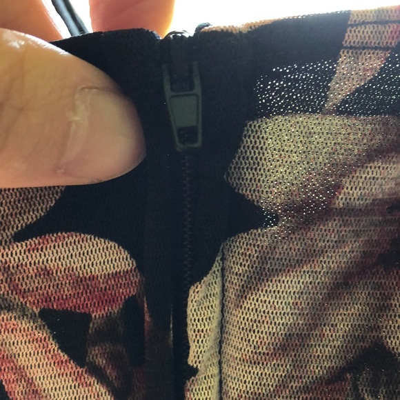 Floral Romper with Sheer Floral Train - Picture 7 of 7